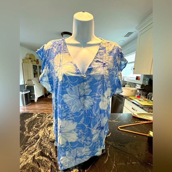 Cynthia Rowley size small flutter sleeve blouse - Picture 1 of 6